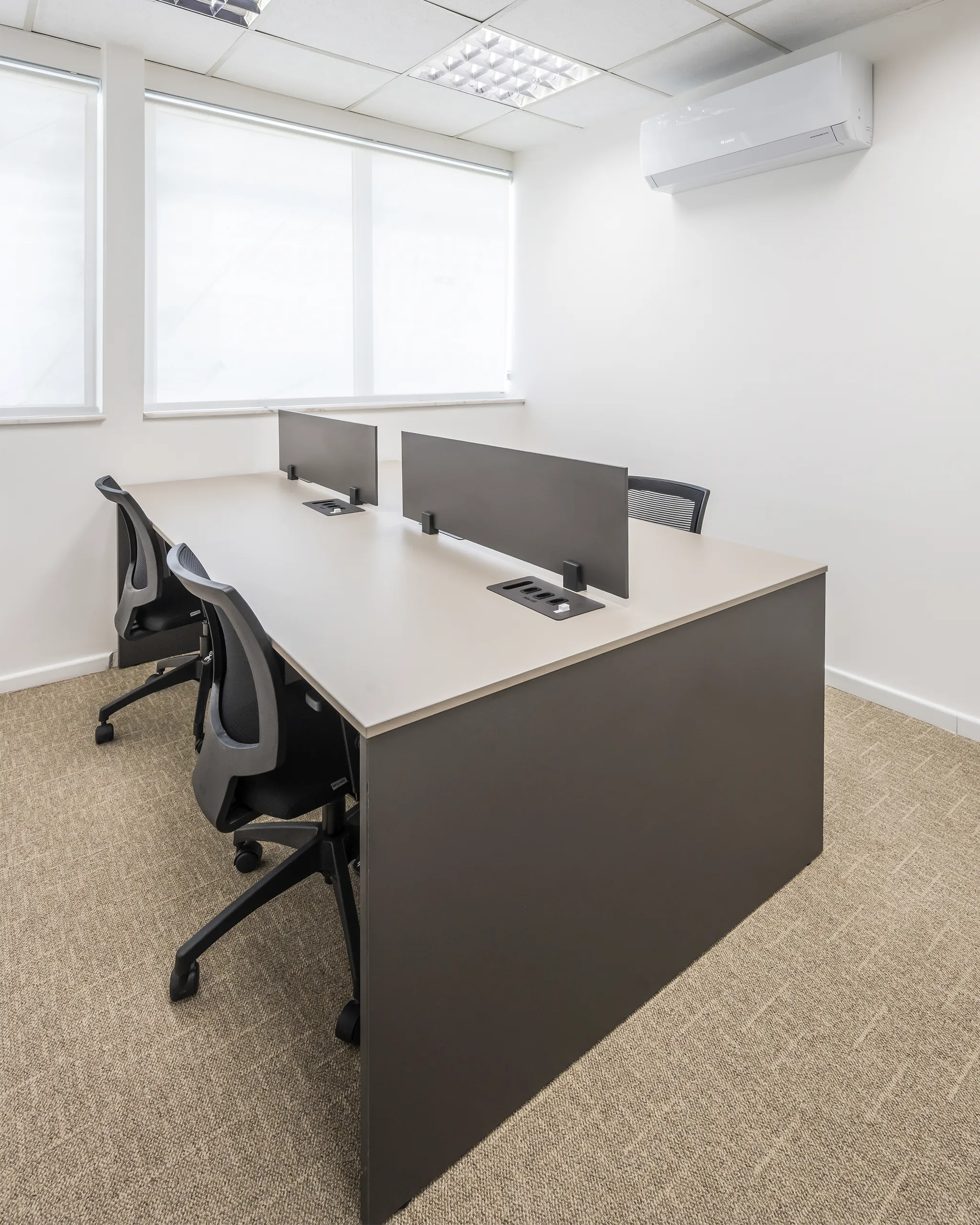 office-4-pessoas-unidade-centro-circulo